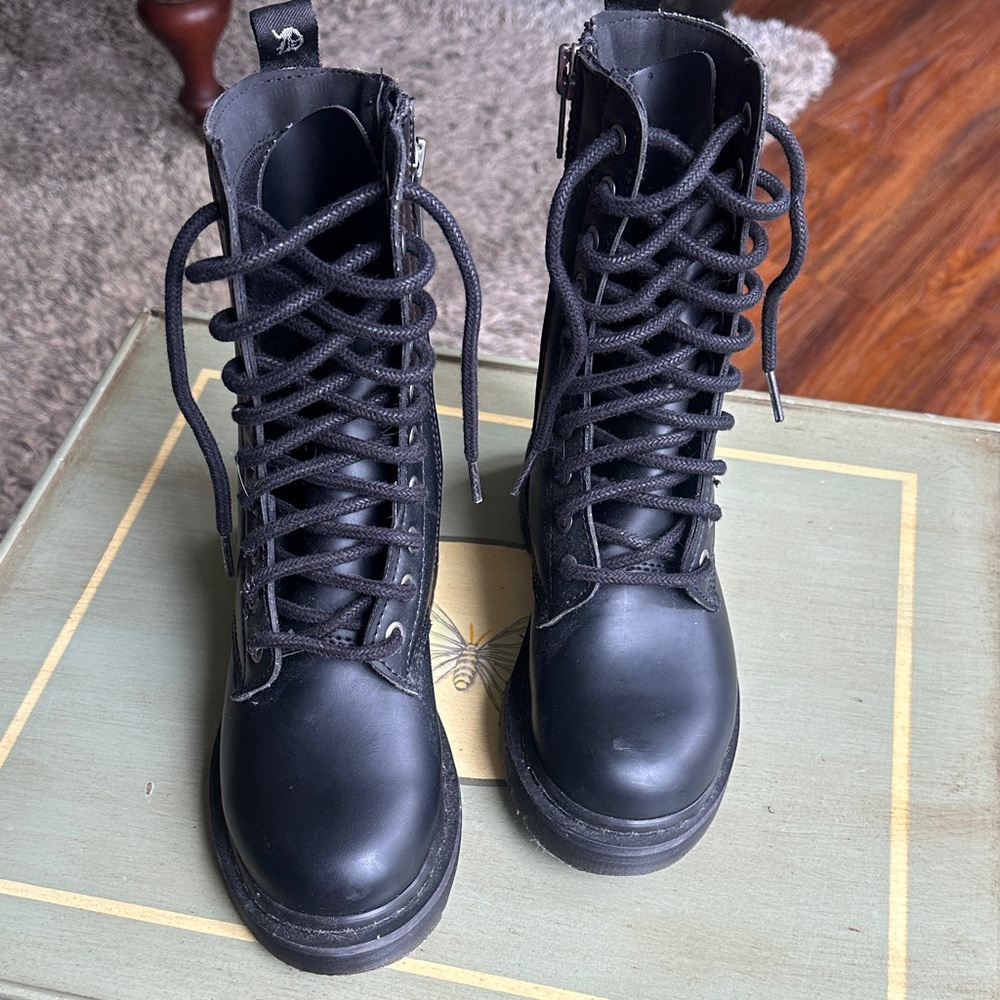 Demonia combat boot 6
